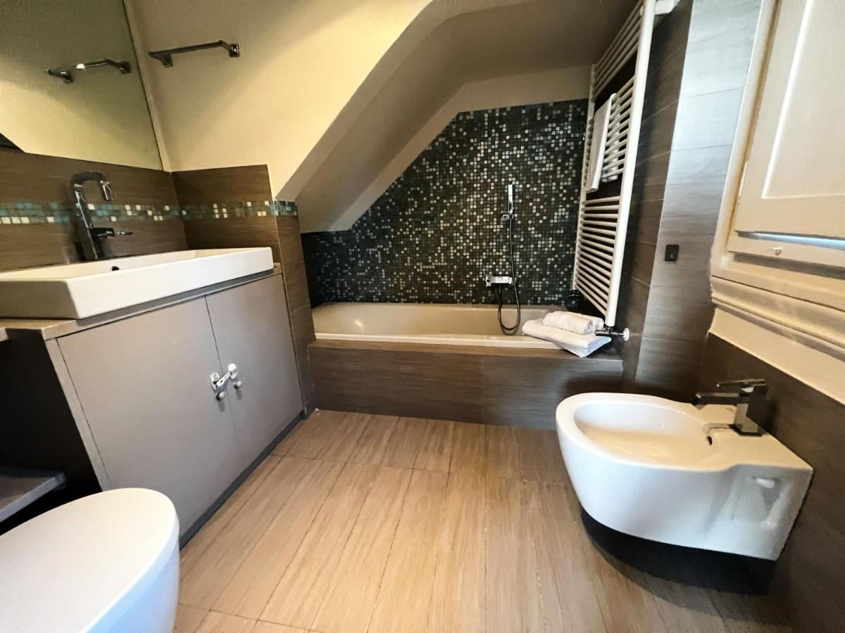 Chic Apt In Villa - Dolcevita Holiday Firenze Kültér fotó